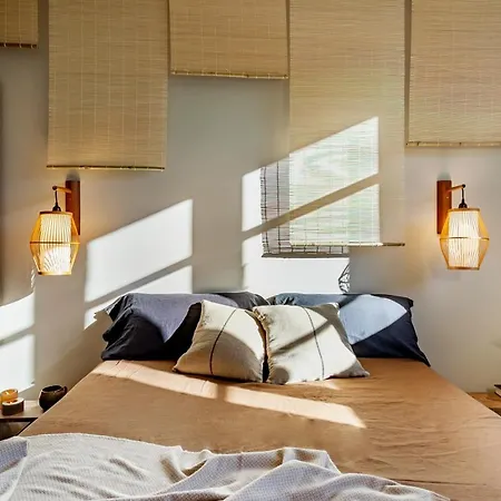 Lidi - 2 Bedrooms And Balcony In Eixample Esquerra Apartment Barcelona