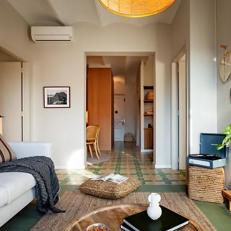 Lidi - 2 Bedrooms And Balcony In Eixample Esquerra Apartment *