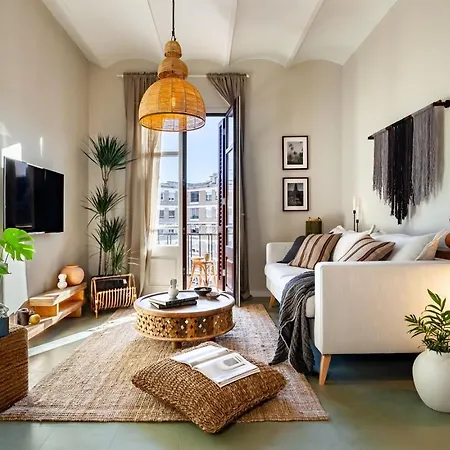Lidi - 2 Bedrooms And Balcony In Eixample Esquerra Apartment