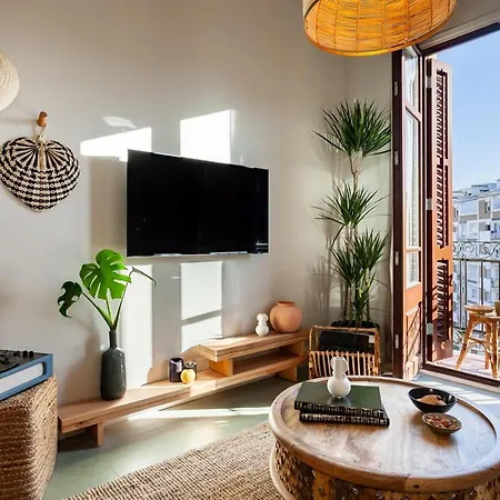 Apartment Lidi - 2 Bedrooms And Balcony In Eixample Esquerra *