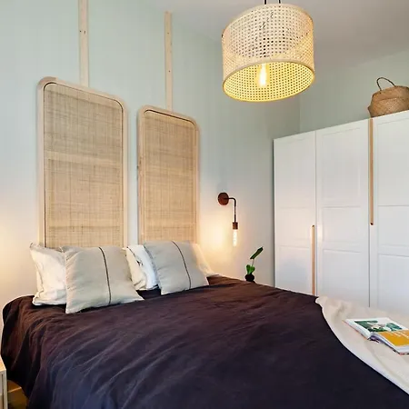 Lidi - 2 Bedrooms And Balcony In Eixample Esquerra Apartment