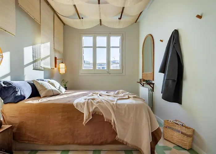 Lidi - 2 Bedrooms And Balcony In Eixample Esquerra * Barcelona