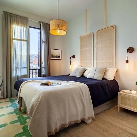 Lidi - 2 Bedrooms And Balcony In Eixample Esquerra * Barcelona